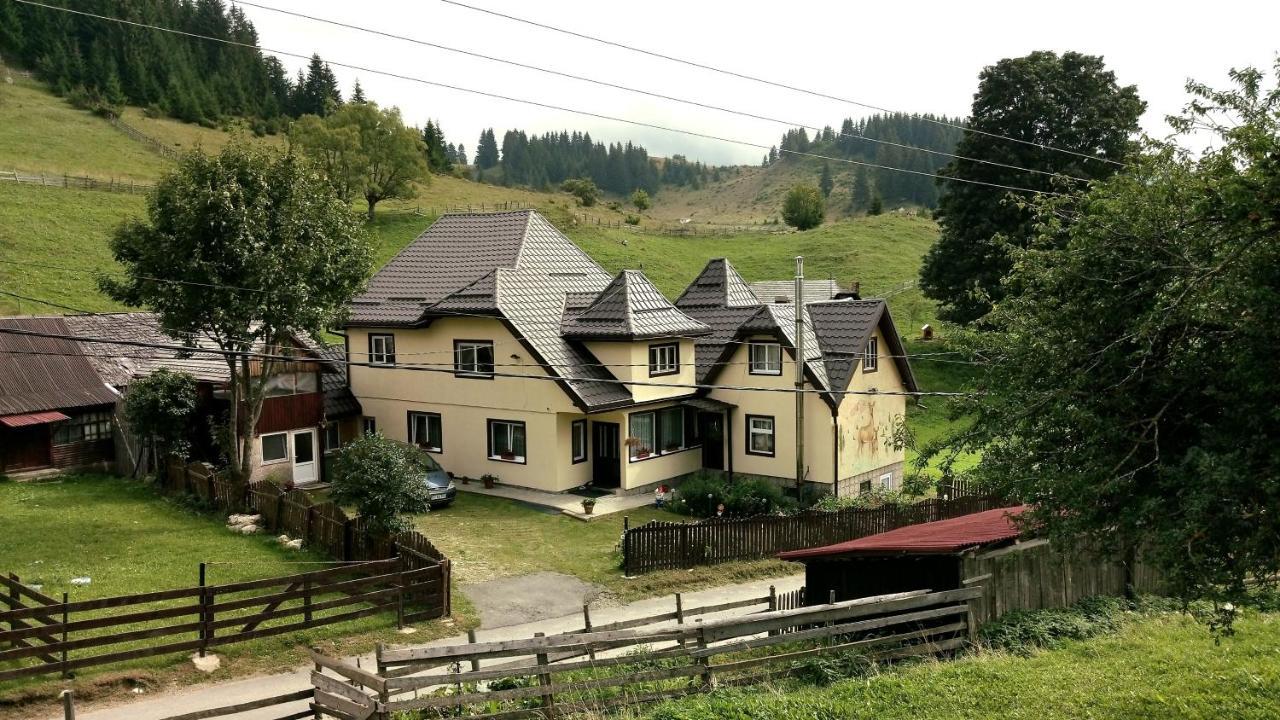 Casa Marcela Fundata Buitenkant foto